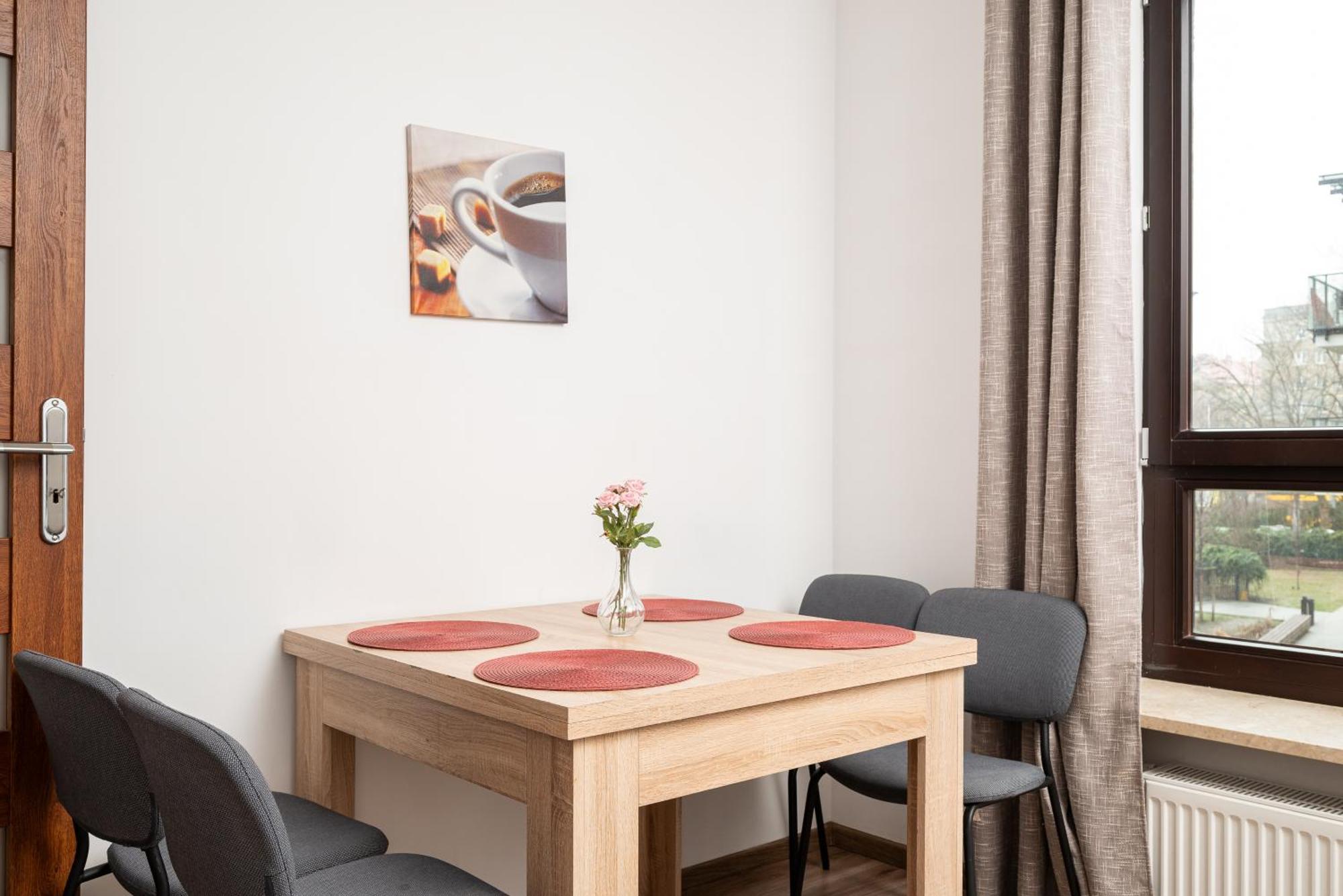 Metro Plocka Cosy Apartment Varsovia Exterior foto